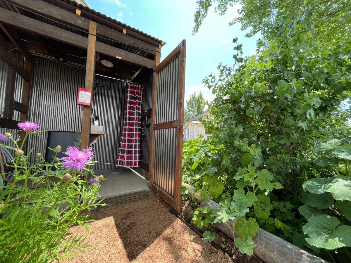 Violet Cottage At Zenzen Gardens Paonia Extérieur photo